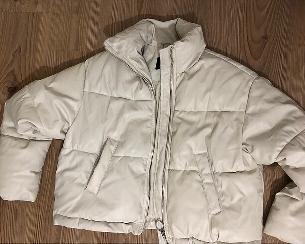 Bershka mont