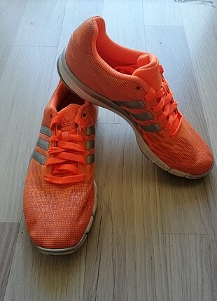 Sıfır outdoor adidas ayakkabı