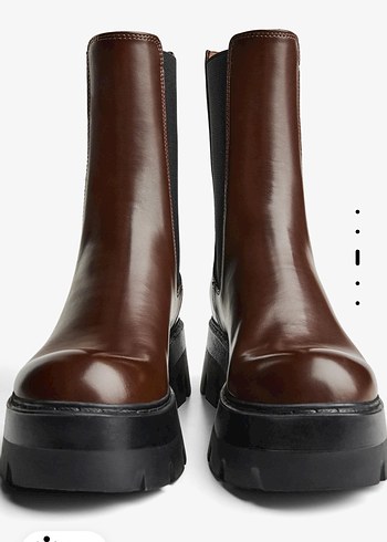 Bershka Elastik Detaylı Bot 39 numara - Görsel 2