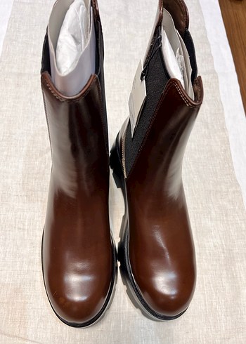 Bershka Elastik Detaylı Bot 39 numara - Görsel 7