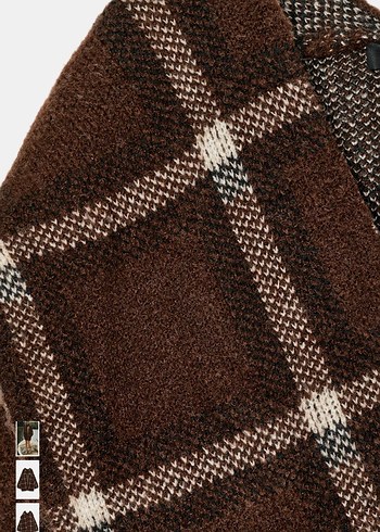Zara Kareli Atkılı Kısa Örgü Kaban L-XL - Görsel 4