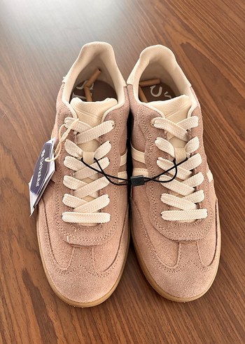 Stradivarius Spor ayakkabı 40 numara - Görsel 4