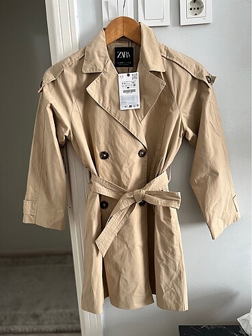 Zara çocuk trençkot sıfır etiketli 9-10 yaş 140 cm