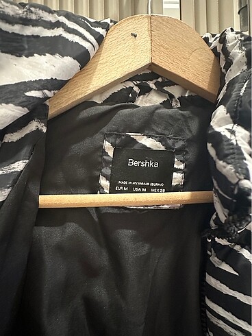 m Beden Berska mont