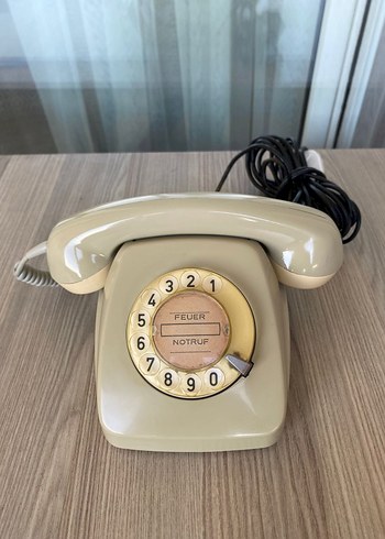 Çevirmeli Telefon - Görsel 3