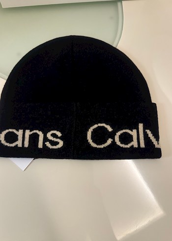 Calvin Klein  Kadın Bere - Görsel 3