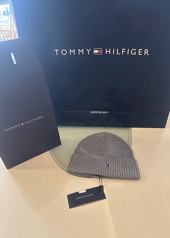 Tommy Hilfiger