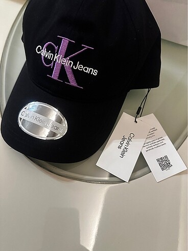 Calvin Klein Calvin Klein orijinal şapka