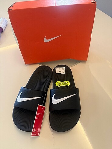 Nike orijinal terlik
