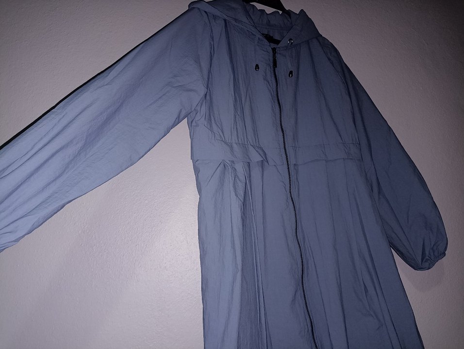 Kadın Gri Uzun Fermuarlı Yağmurluk - Görsel 3