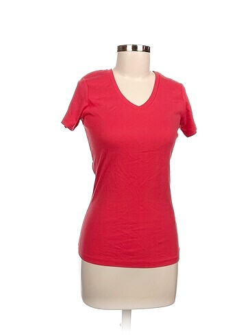 Koton T-shirt %70 İndirimli.