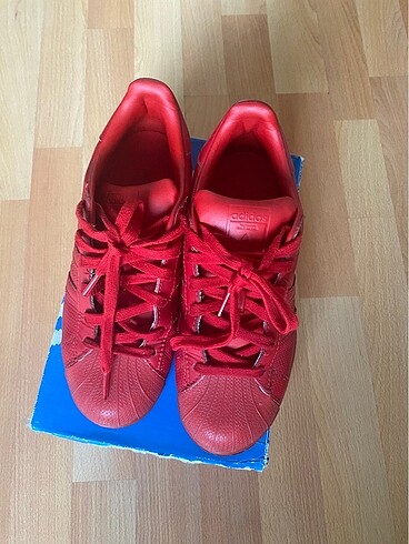 Adidas Süperstar ????