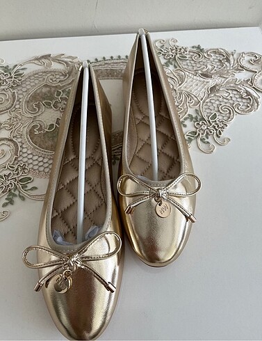 Nine West Nine west gold babet