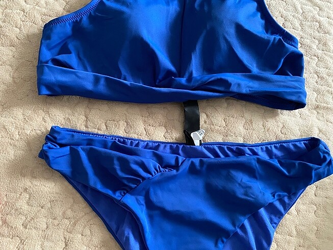 Diğer Bikini