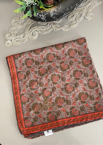 Silkhome eşarp