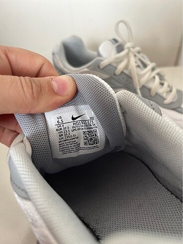 37,5 Beden Nike spor ayakkabı