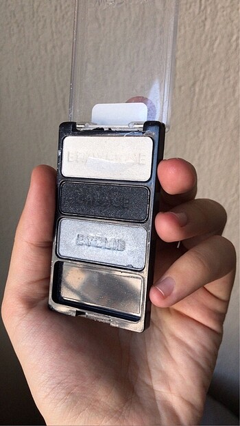 wet n wild far paleti