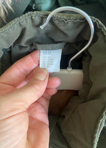 Erkek Çocuk Kürklü Kapüşonlu Mont - Görsel 2