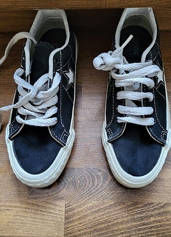 36 Beden siyah Renk Orjinal converse