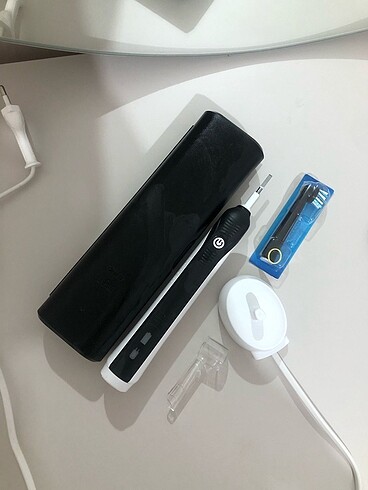 Sarjlı Diş Fırçası Oral-B