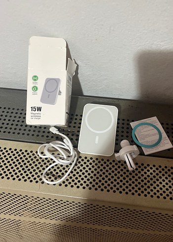 15W Manyetik Kablosuz Beyaz Power Bank - Görsel 3