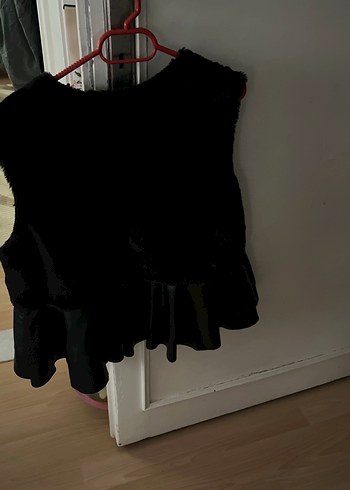 Siyah Süet Kürklü V Yaka Kadın Yelek - Görsel 8