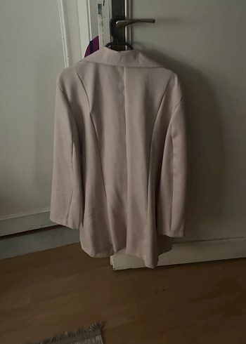 Düğmeli Bej Kadın Midi Ceket - Görsel 4