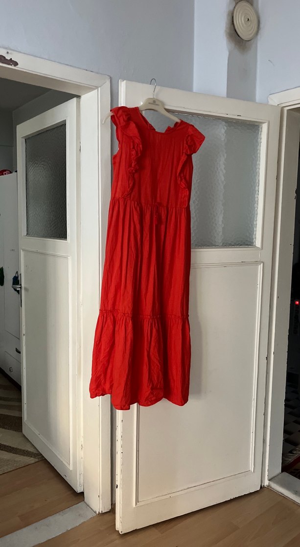 Kırmızı Uzun Keten Fırfırlı Elbise - Görsel 2