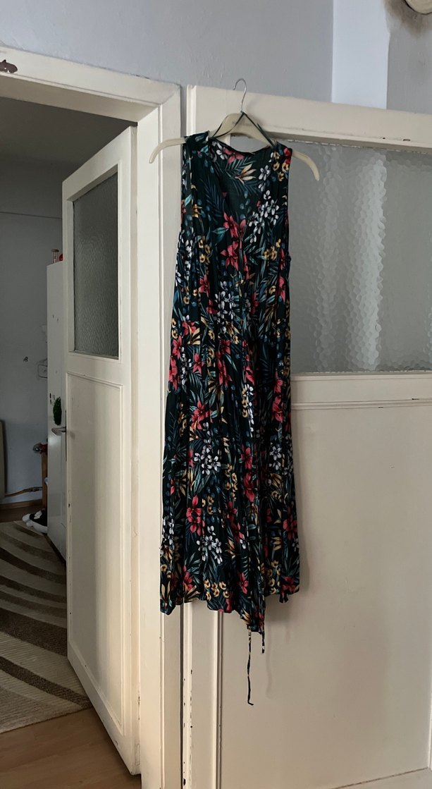 Bohem Çok Renkli Uzun V Yaka Kolsuz Elbise - Görsel 2