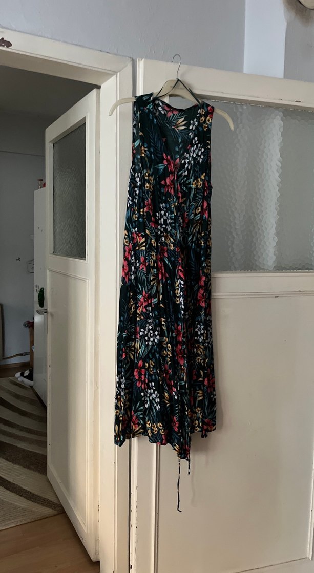 Bohem Çok Renkli Uzun V Yaka Kolsuz Elbise - Görsel 3