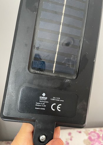 Güneş enerjili Sensörlü Siyah LED Sokak Lambası - Görsel 4