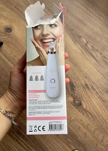 Beyaz Vakumlu Siyah Nokta Temizleyici - Görsel 3