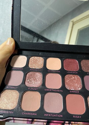 Revolution Parlak Pembe Far Paleti - Görsel 8