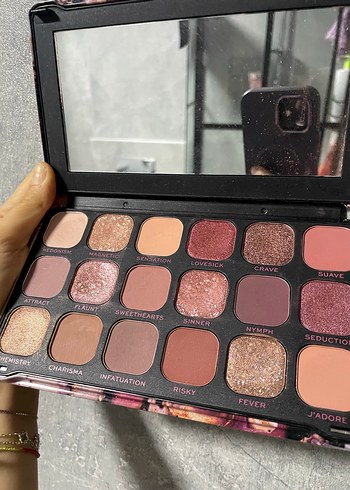 Revolution Parlak Pembe Far Paleti - Görsel 6