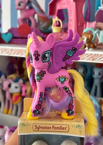 My Little Pony Prenses Cadance