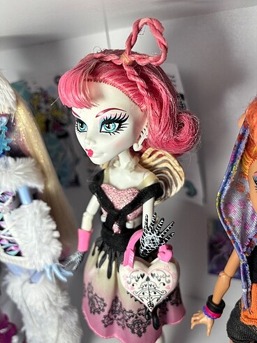 Monster High monster high cupid küpeleri