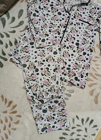 m Beden çeşitli Renk Pijama takımı 