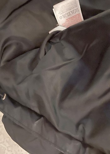 Siyah Fermuarlı Kadın Kışlık Mont - Görsel 2