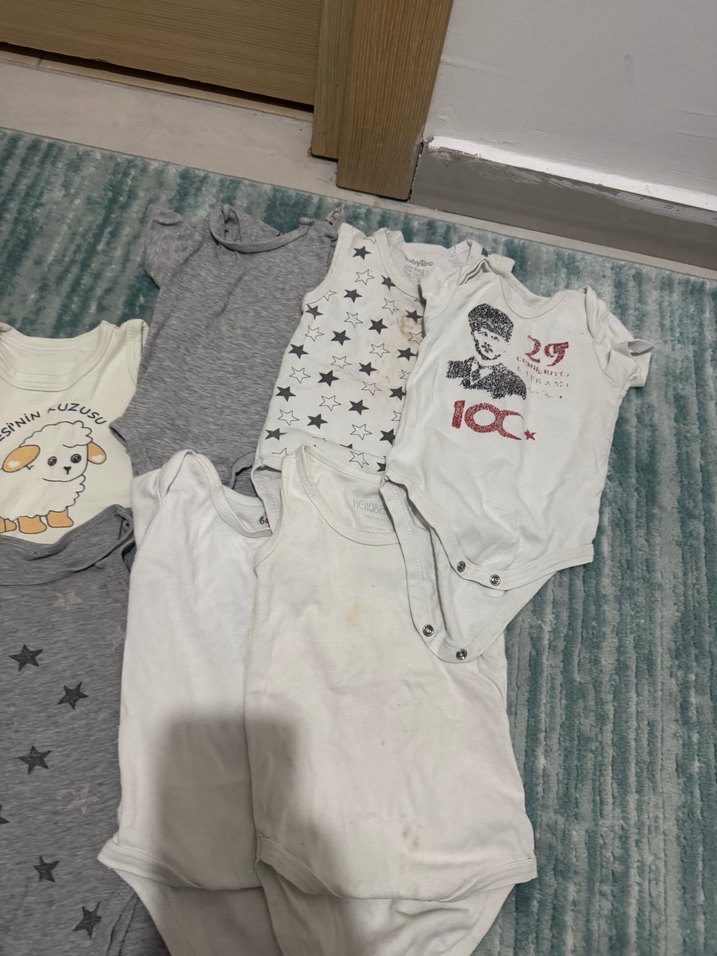 Gri, Kısa Kollu Bebek Çıtçıtlı Body - Görsel 3