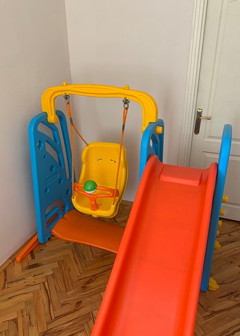 Diğer Renkli Çocuk Salıncağı ve Kaydırak Seti