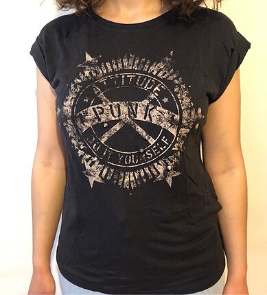 Zara Çivili Punk T-shirt
