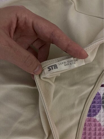 Stradivarius Stradivarius Omuz Dekolteli Crop