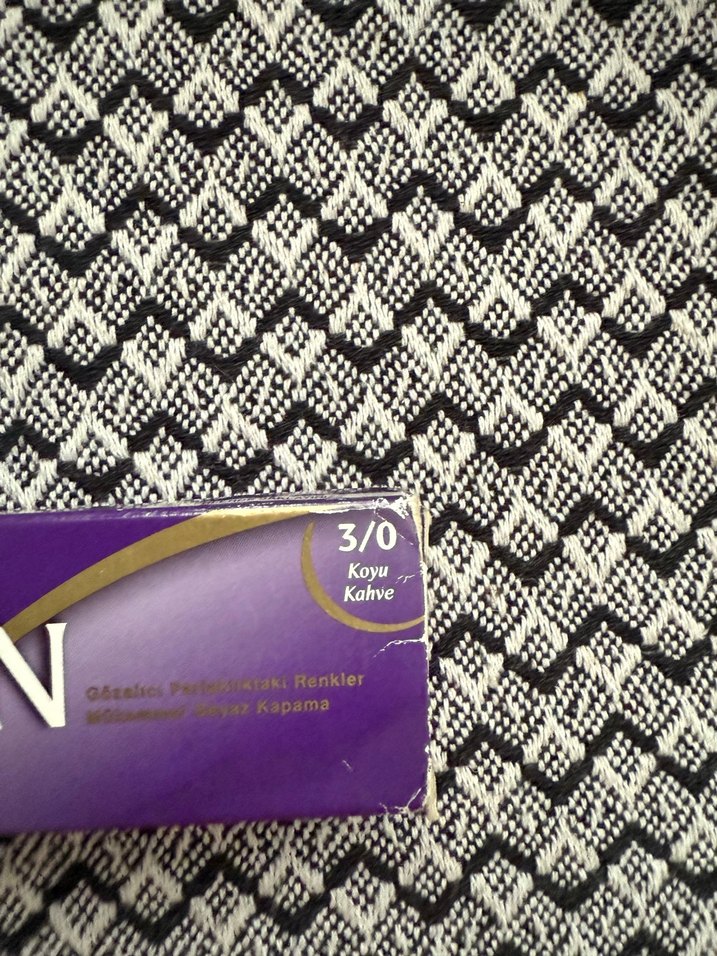 Palette ve Koleston Kalıcı Saç Boyaları 3-0 Koyu Kahve - Görsel 4