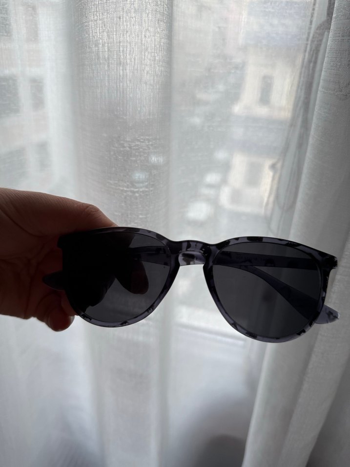 Inesta leopar gri Çerçeveli Kadın Güneş Gözlüğü - Görsel 2