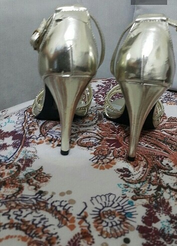 Diğer Metalik abiye stiletto