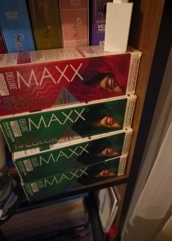 Maxx yeşil pembe renkli saç boyasi - Görsel 2