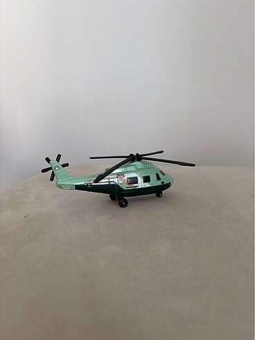  Beden Renk Matchbox Helikopter