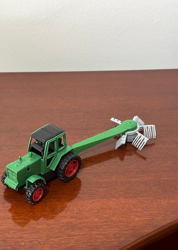 Yeşil Oyuncak Traktör - Görsel 4