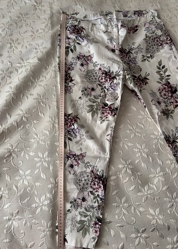 LC Waikiki Kadın Pantolon Çiçek Desenli - Görsel 5