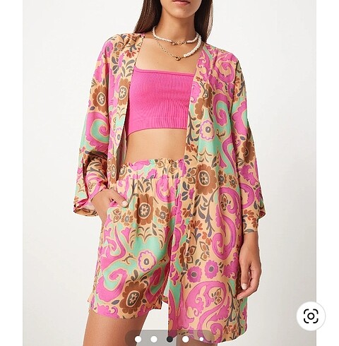Bej pembe desenli kimono şort takım